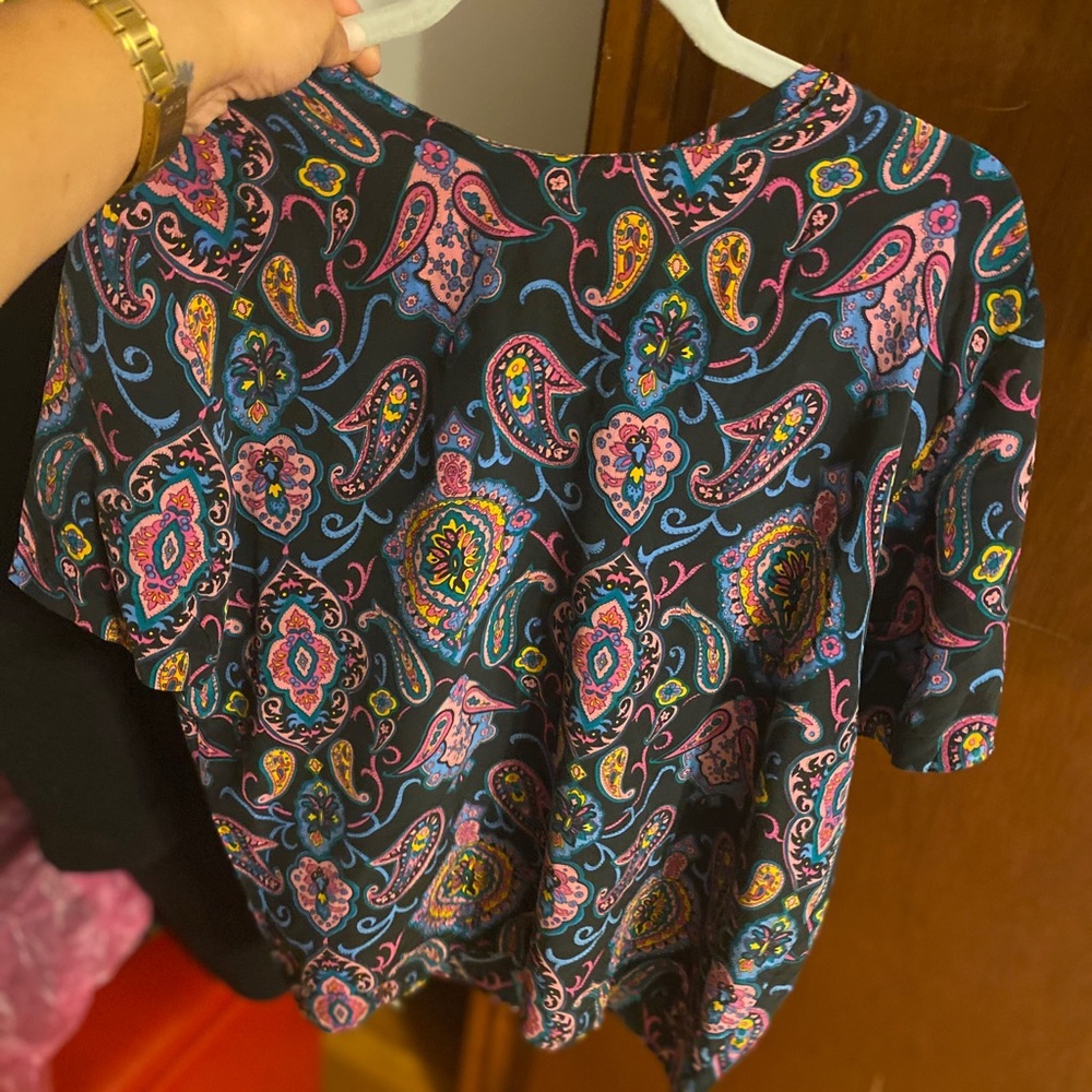 Paisley print (multi colored) (short sleeve)